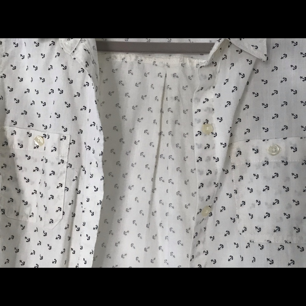 Old Navy button down - Picture 3 of 4